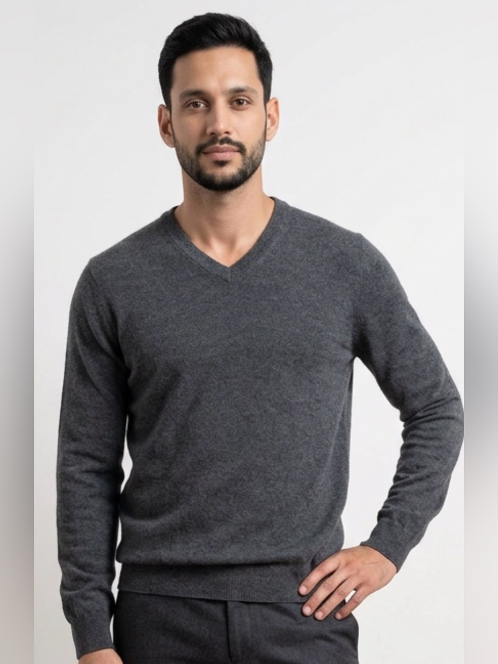 Sebastian Cooper Cotton Cashmere
Blend Pull Over Sweater, Men’s Small